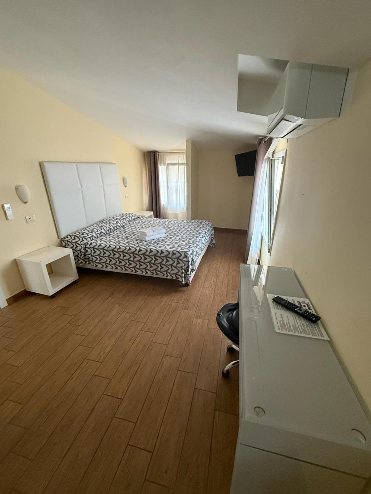 Via Mameli 5 Hotell Sanremo Eksteriør bilde